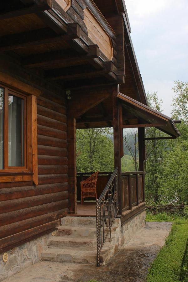 Villa Чорногірський Вітер Verkhovyna Exterior foto